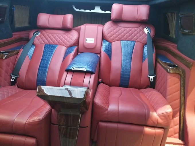 18凯迪拉克总统一号 加长豪华商务235万-图9