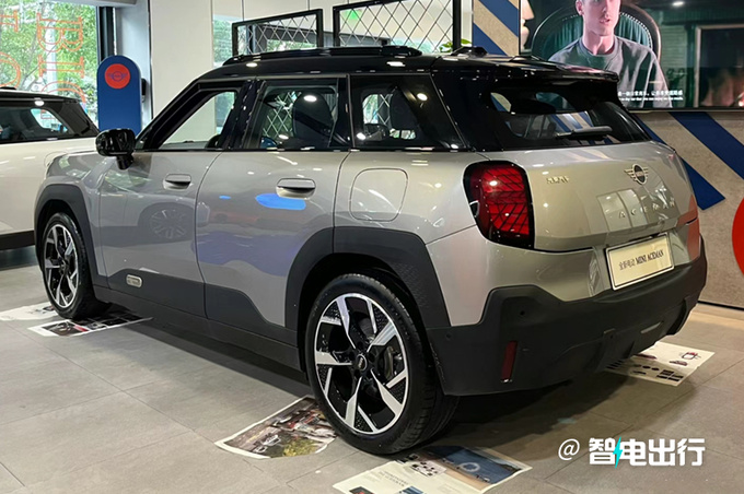 宝马MINI Aceman八月上市续航450km 卖20万-图2