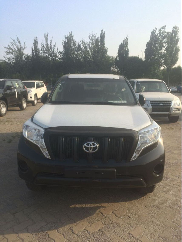 豐田霸道3000丐版現(xiàn)車 底價曝光再創(chuàng)奇跡-圖2