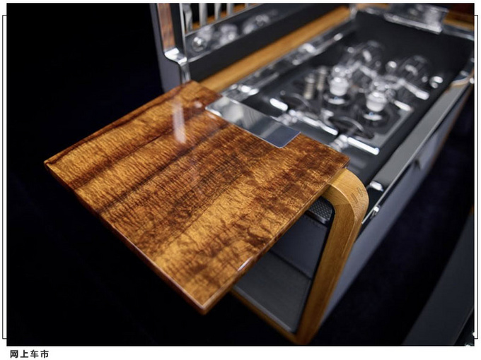 劳斯莱斯幻影定制版曝光 特有涂装/全新木质装饰-图5