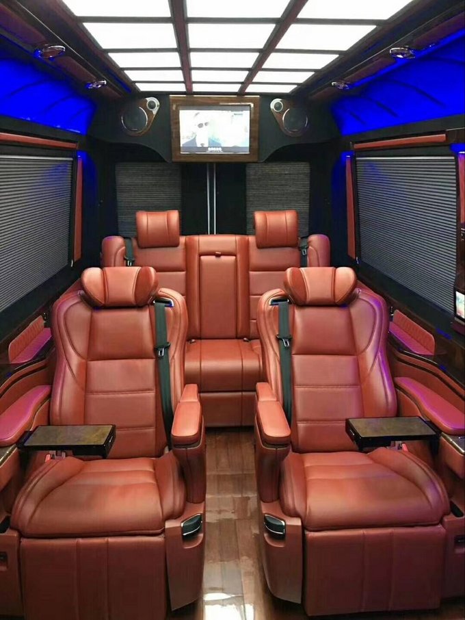 奔驰斯宾特颜值担当 高端商务加饰不加价-图8