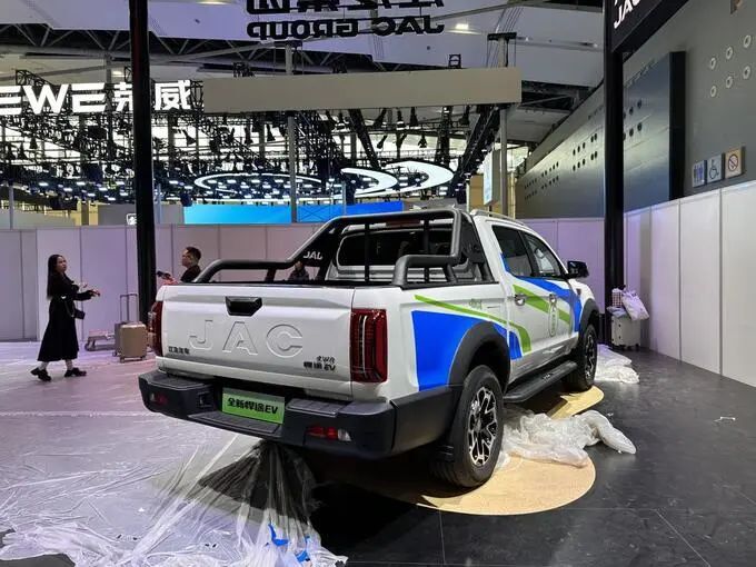 最新11月皮卡终端销售24804辆同比增长22.1-图14