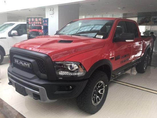 道奇公羊叛逆者肌肉皮卡 轻松玩转全地形-图2