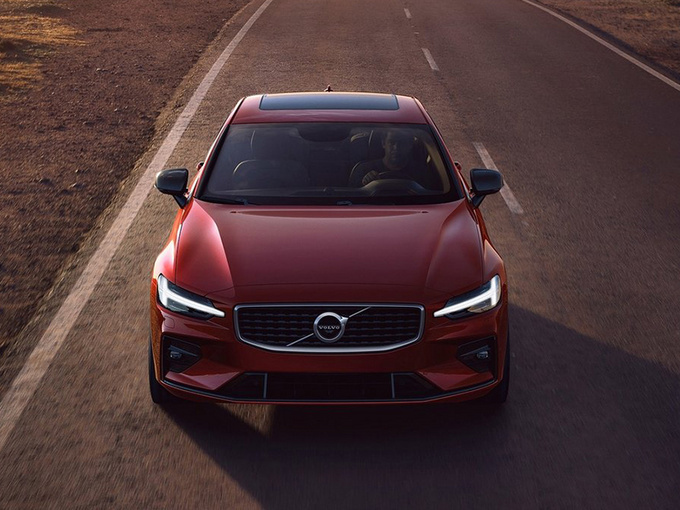 沃尔沃全新S60售价曝光 搭2.0T引擎/两种外观设计-图1