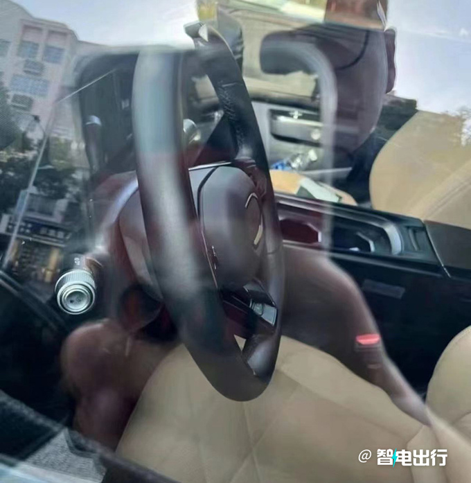 领克07内饰曝光4S店明年1季度发布 或18万起售-图1