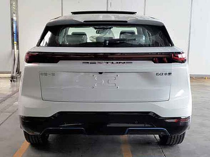 奔腾全新纯电SUV实拍图 命名为E014月预售-图2