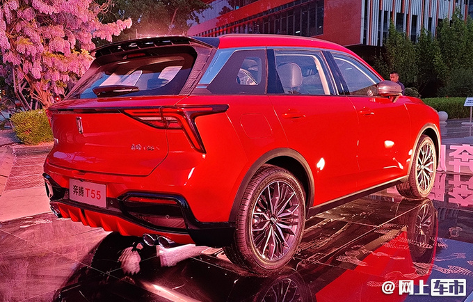 外观更运动奔腾新款T55上市 售价X.XX-XX.XX万元-图2