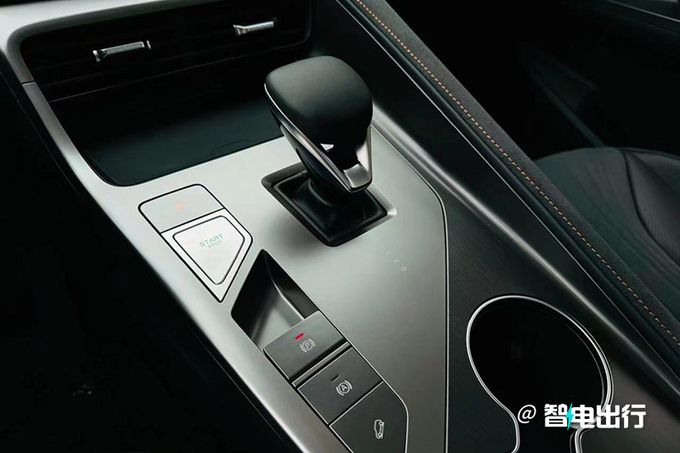 上汽榮威D5X DMH 5月20日上市實測續航1621km-圖10