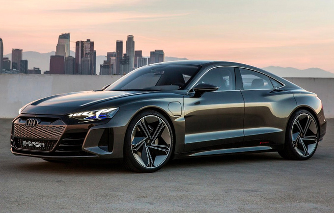 奥迪纯电动轿跑曝光 与保时捷同平台 明年国内上市-图1