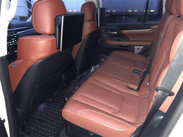 18款雷克萨斯LX570 底线148万保税区特卖-图9