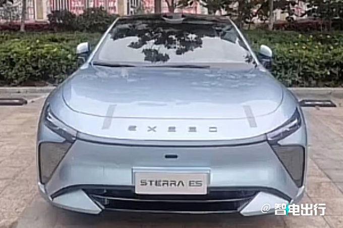 星途ES最新街拍内饰酷似Model 3 竞争比亚迪汉EV-图2