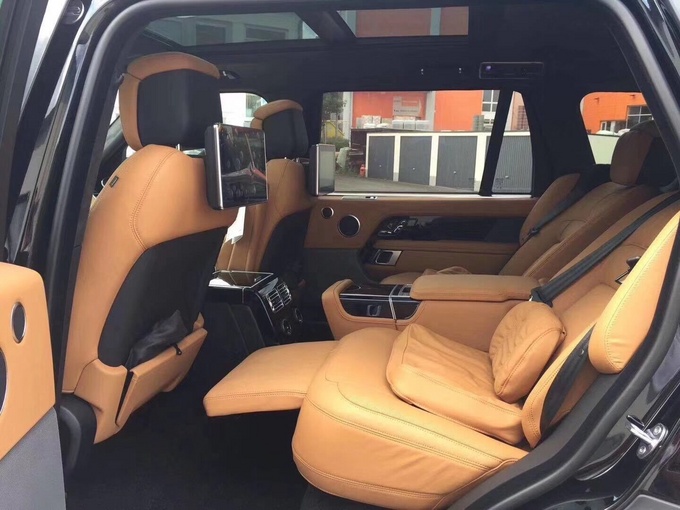 18款路虎揽胜创世加长 混动新能源新体验-图9