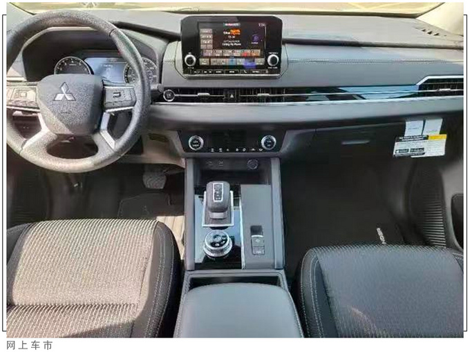 三菱新欧蓝德到店实拍搭1.5T引擎/升级电子档把-图5