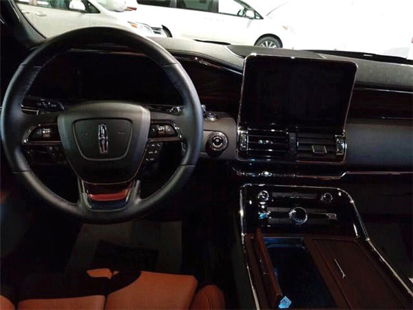 林肯领航员多版本颜色实拍展示 底价畅卖-图4