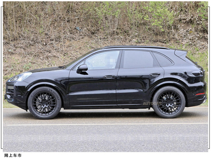保时捷全新卡宴曝光格栅造型调整/四出运动排气-图3