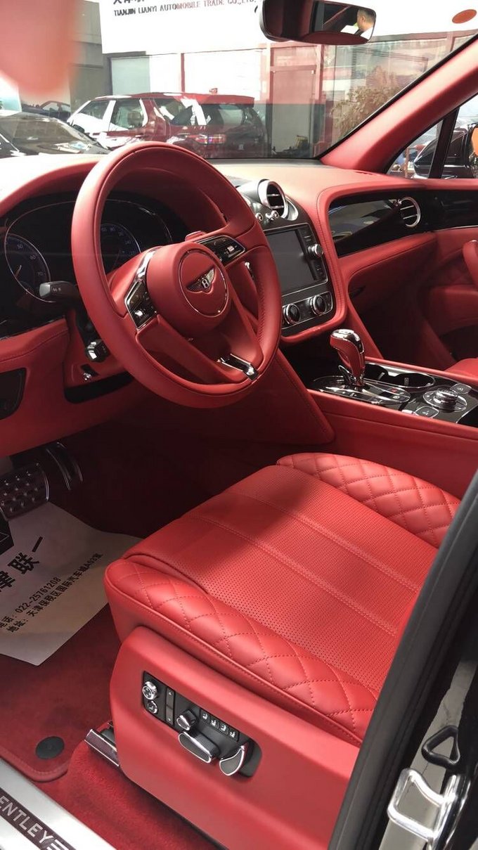 18款宾利添越市场价 柴油版四座奢华SUV-图7