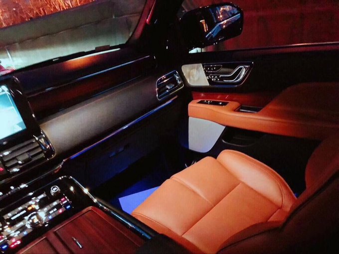 2018款林肯领航员加版 高傲越野居高临下-图6