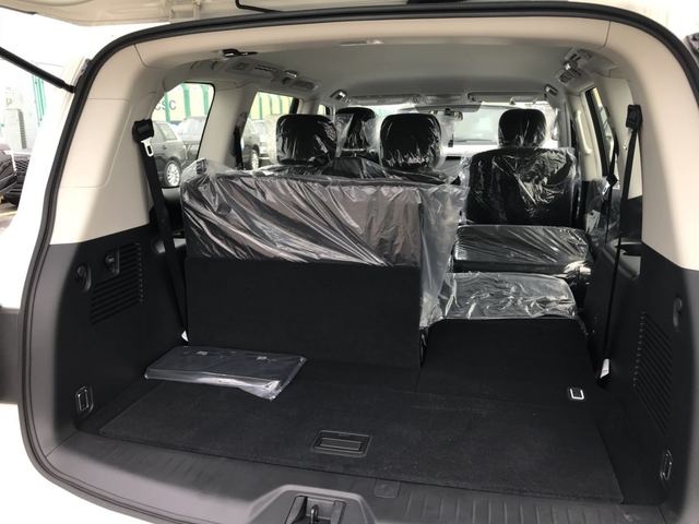 19新款日产尼桑途乐XE/SE 版本图文对比-图7