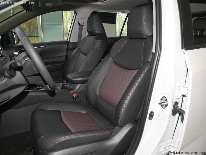 一汽丰田这款插混版车型7.4秒破百 油耗却低至1.1升-图11