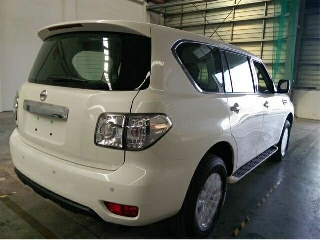 18款中东日产途乐Y62 XE4.0汽油七座配置-图5