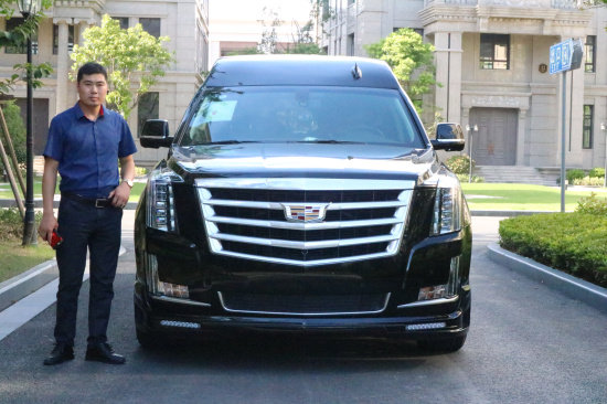 凯迪拉克总统一号 加长版跨界SUV显尊贵-图2