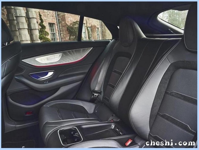 奔驰新款GT跑车实拍动力升级/竞争保时捷帕拉梅拉-图8