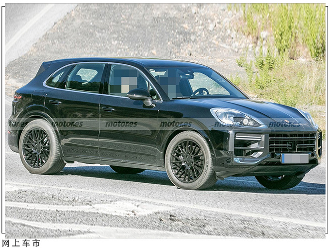 保时捷全新卡宴曝光入门搭3.0T/内配双液晶屏幕-图3