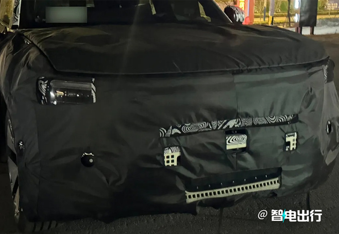 smart全新大号SUV内饰曝光换装巨大屏幕-图2