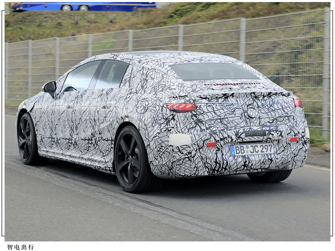 奔驰EQE路试谍照EVA平台打造/最快年底前发布-图5