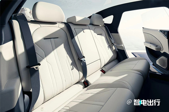 极氪007首发亮相预售XX-XX万 12月上市即交付-图5