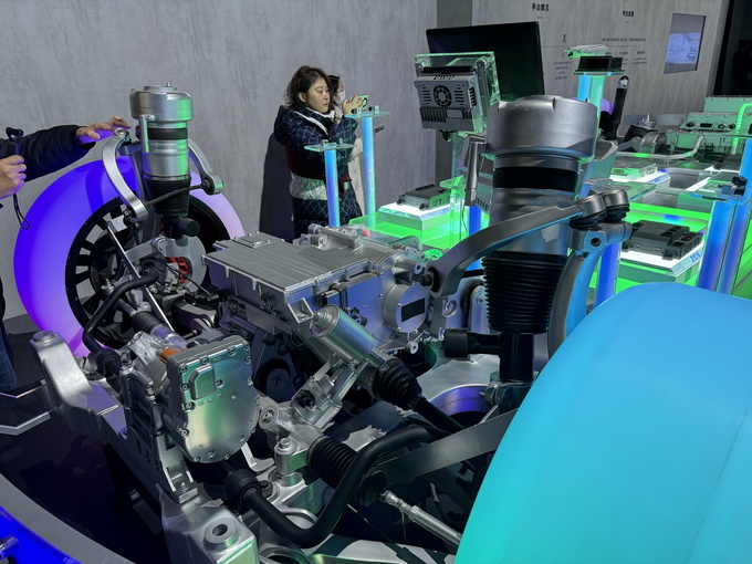 最高续航905km 3.7s破百 标配空气悬架 星纪元ES比预售降2万上市-图49