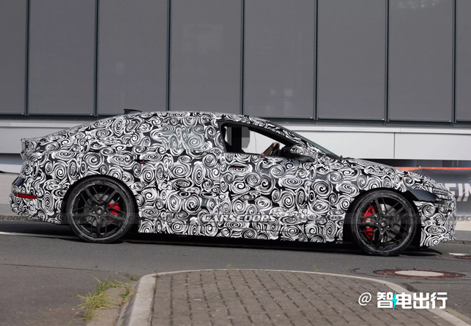 奧迪全新A6高性能版曝光轎跑造型/動(dòng)力大漲-圖2