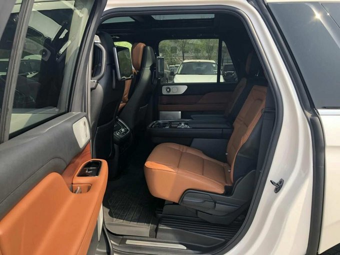 18款林肯领航员进口加长版 秒杀揽胜加长-图6