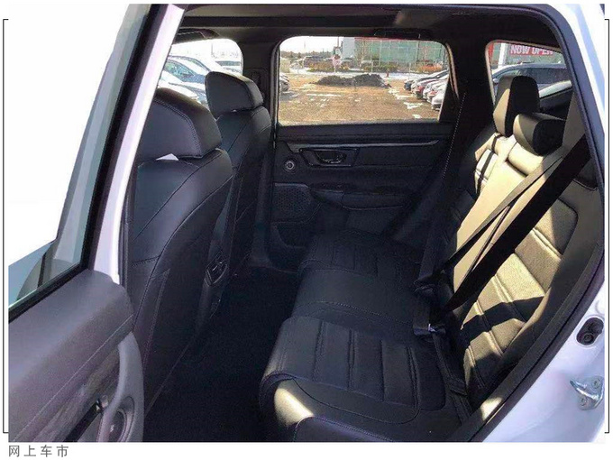 本田新款CR-V实拍配熏黑运动套件/搭1.5T引擎-图5