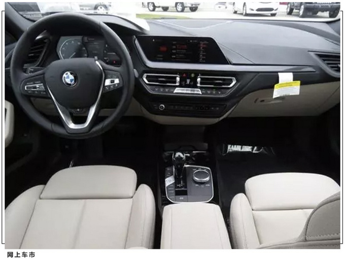 宝马全新2系实拍 搭2.0T/换装全新悬浮式中控屏-图3