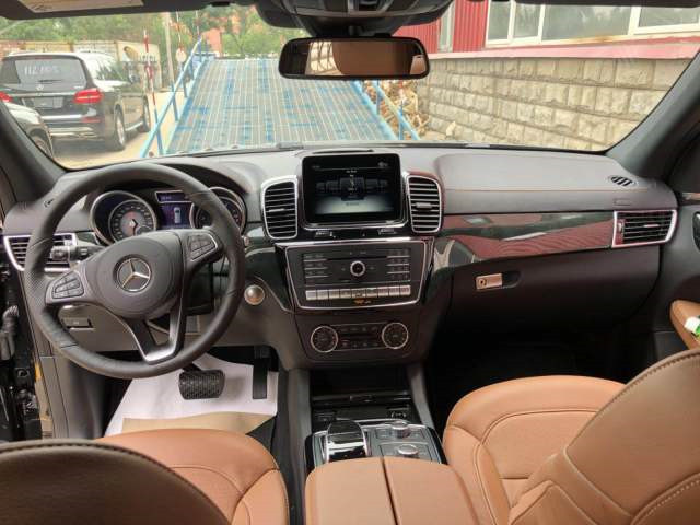 新一代奔驰GLS450 硕大加版最优价超划算-图4