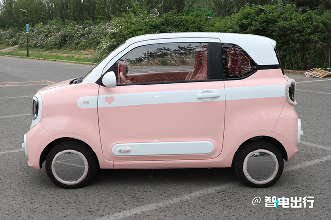 奔腾版宏光MINIEV7月上市4S店或售3-5万元-图5