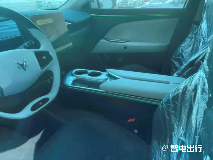 极狐全新SUV 11月发布明年将推出考拉五座版-图7