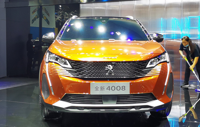 标致全新4008国产实拍曝光 颜值更高更个性-图4