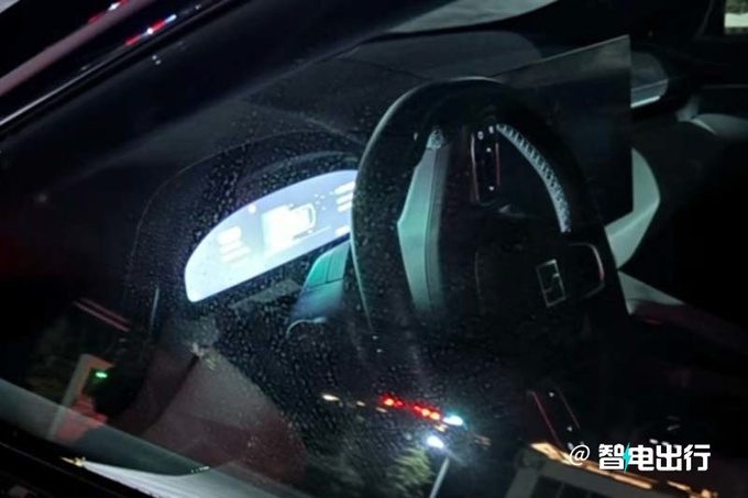 新款极氪001即将发布标配磷酸铁锂电池+800V电机-图17