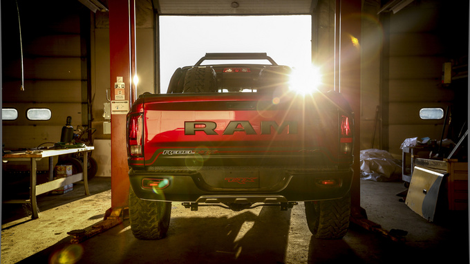 Ram Rebel TRX将于6月发布搭载6.2升V8动力-图2