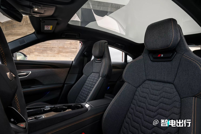 奥迪新RS e-tron GT发布换新动力电池/增旗舰车型-图8