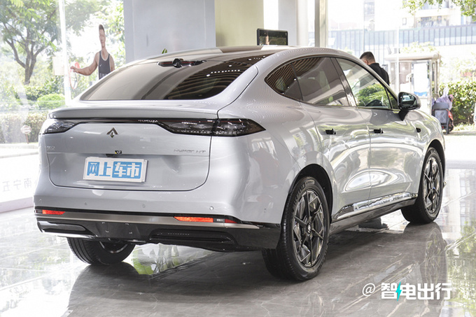 官方降价昊铂HT售xx.xx万起 顶配车型搭鸥翼门-图4