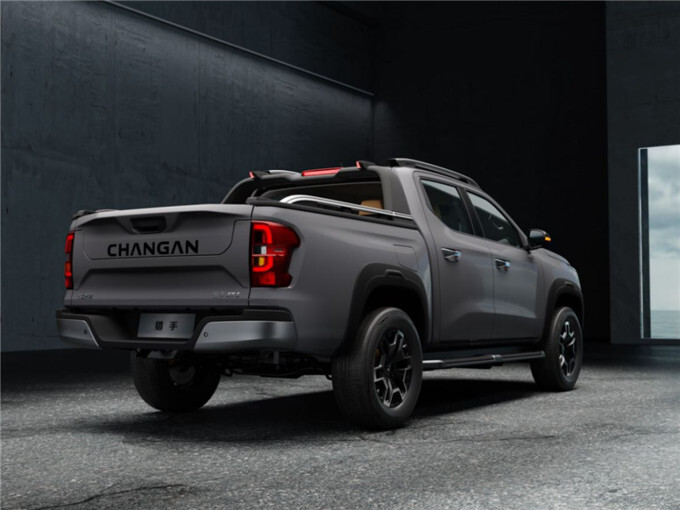 13.99万元起全球首款增程皮卡长安猎手开启预售-图4