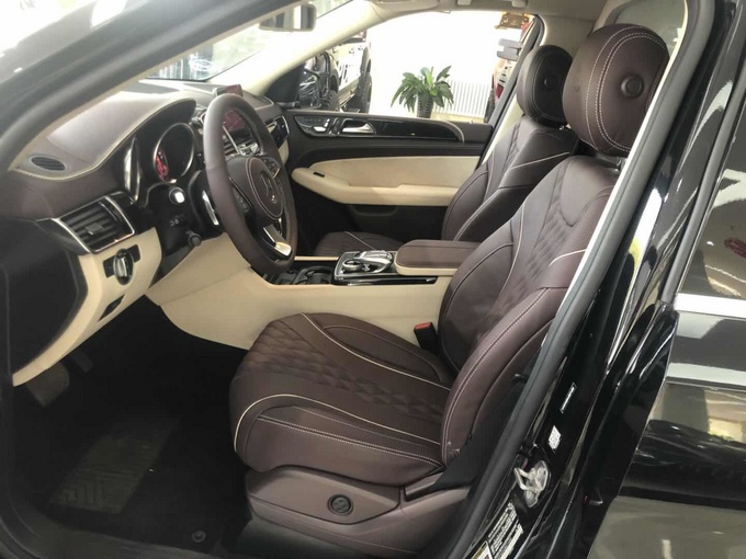 奔驰GLS450加长价格 迈巴赫级内饰超奢华-图5