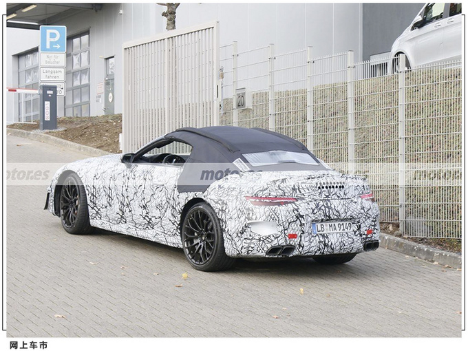奔驰全新SL路试谍照 或搭4.0T引擎/AMG GT同平台-图2