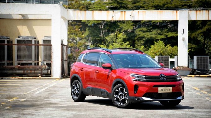 法系SUV新秀天逸BEYOND面对RAV4到底怂不怂-图5