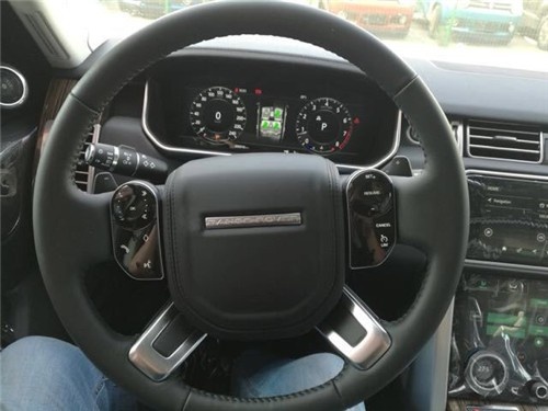 18款路虎揽胜行政3.0T 真皮座椅柔软舒适-图6