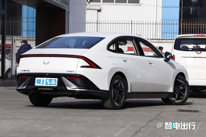 和比亞迪打價格戰(zhàn)五菱星光150進階版降至10萬內(nèi)-圖6