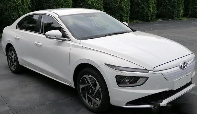 现代名图纯电版 比Model 3更大续航长-预计20万起-图1